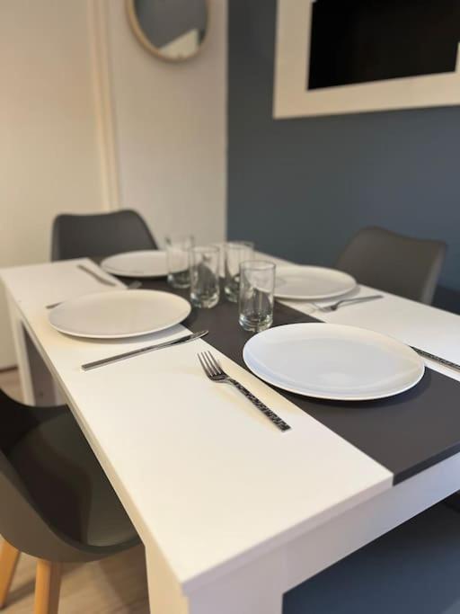 Appart Proche Disneyland Et Paris Apartment Noisy-le-Grand Bagian luar foto